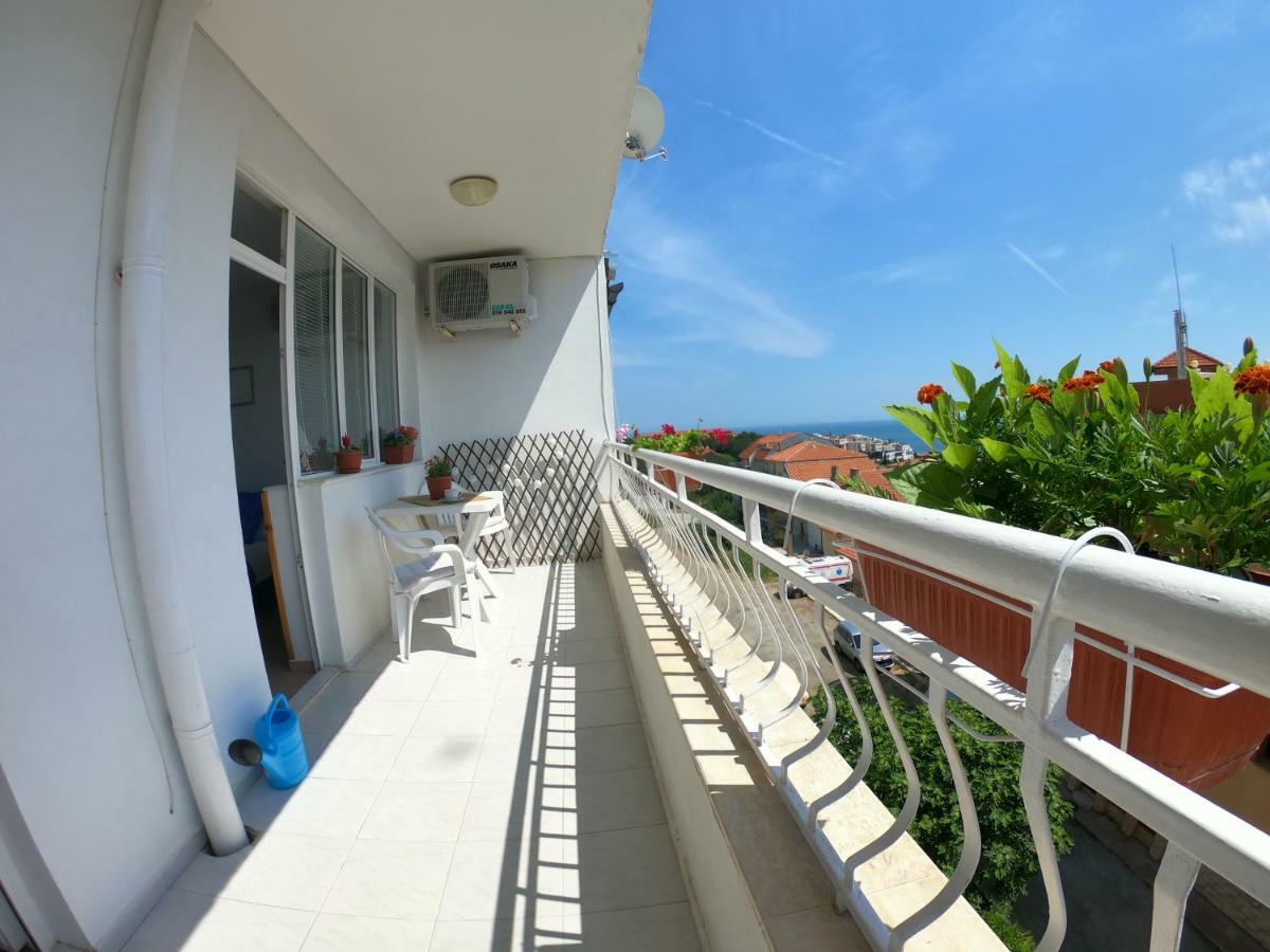 Apartment In St. Vlas With Terrace Sveti Vlas Exterior photo